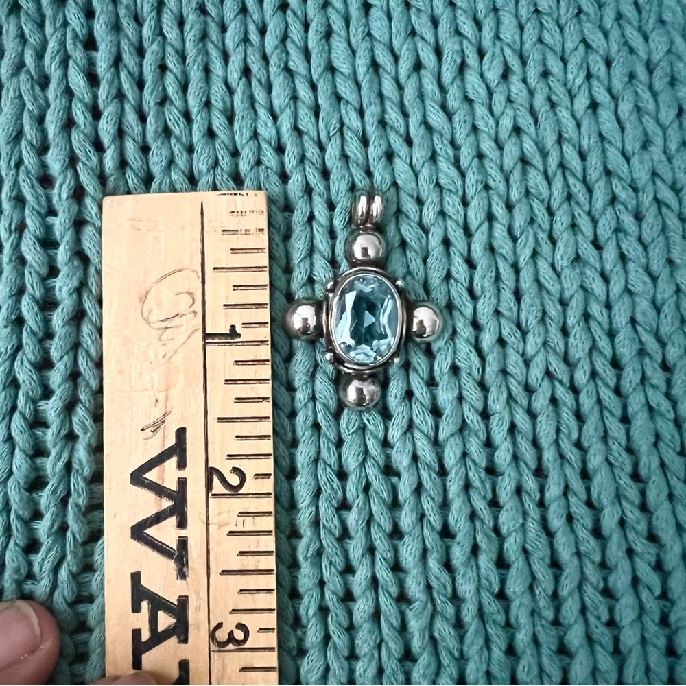 Vintage sterling Silver Cross Pendant with Blue topaz gemstone gorgeous - Picture 2 of 7